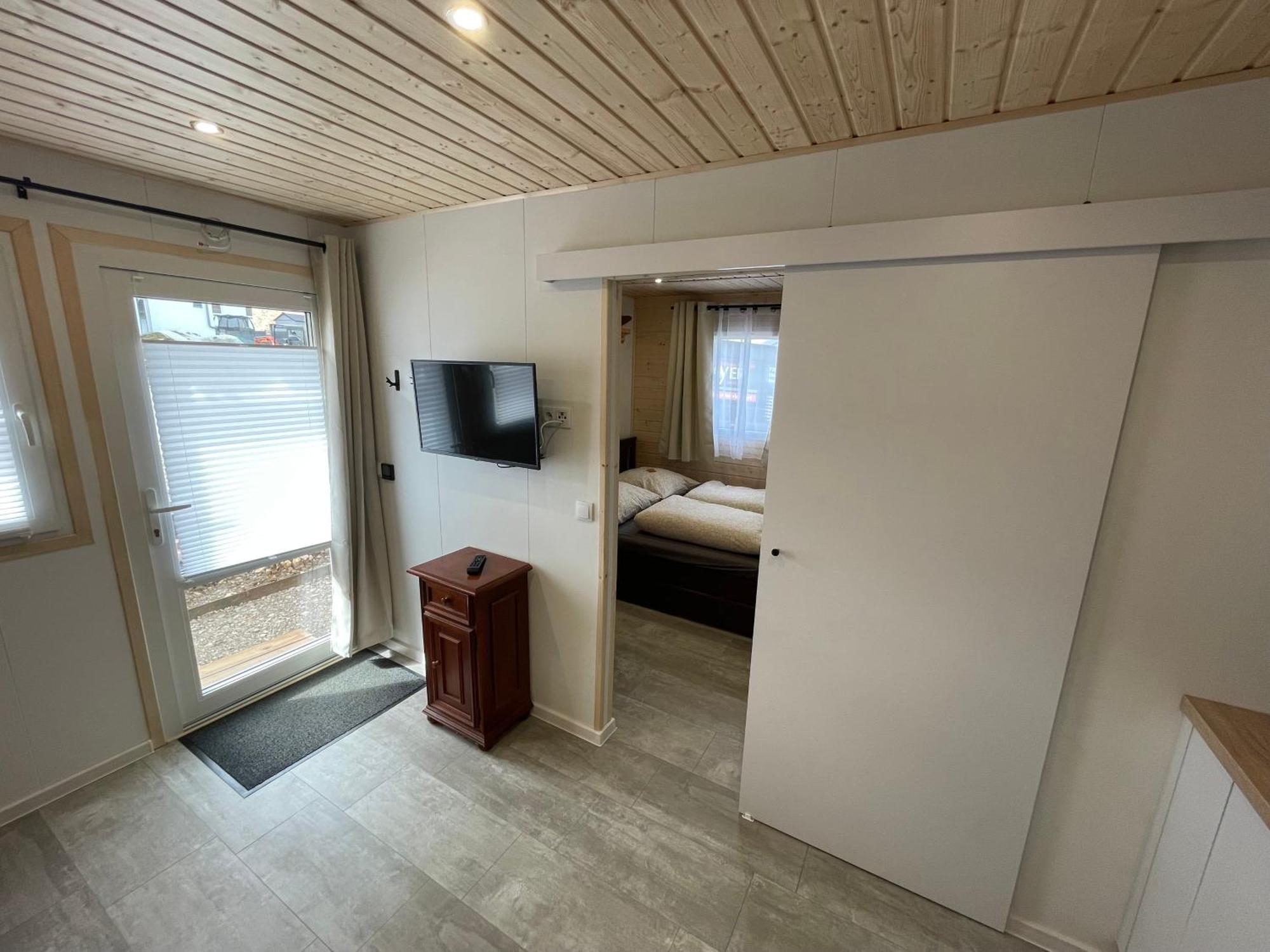 Tinyhaus #4 Huelben - Ortsrand - Kostenlose Parkplaetze Hulben Εξωτερικό φωτογραφία